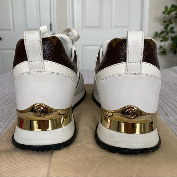 Louis Vuitton Run Away White and Brown Monogram Sneakers Size 38 Trainers - Picture 4 of 17
